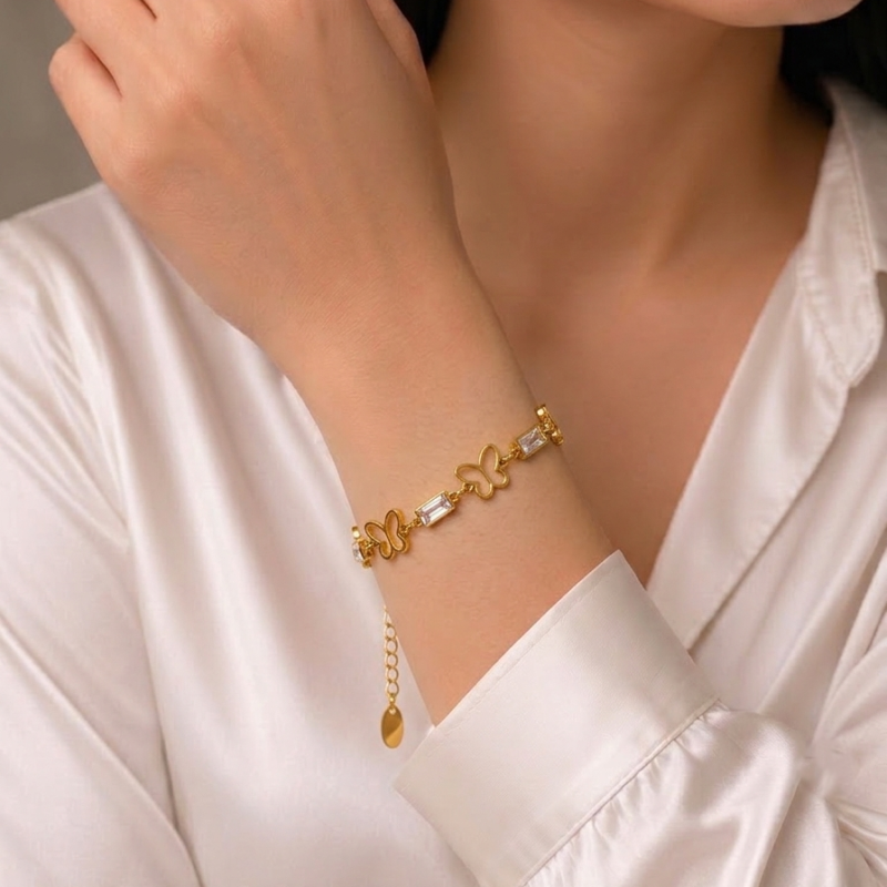 Elegant Gold Crystal Butterfly Bracelet
