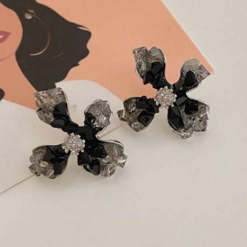 Black Flowers Earrings