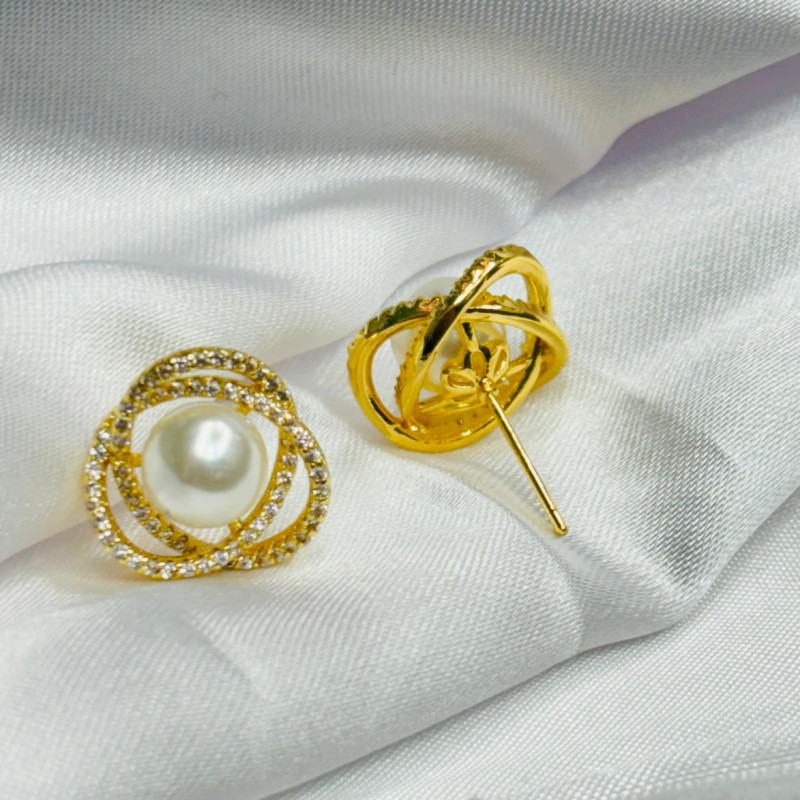 Elegant White and Gold Pearl Earrings