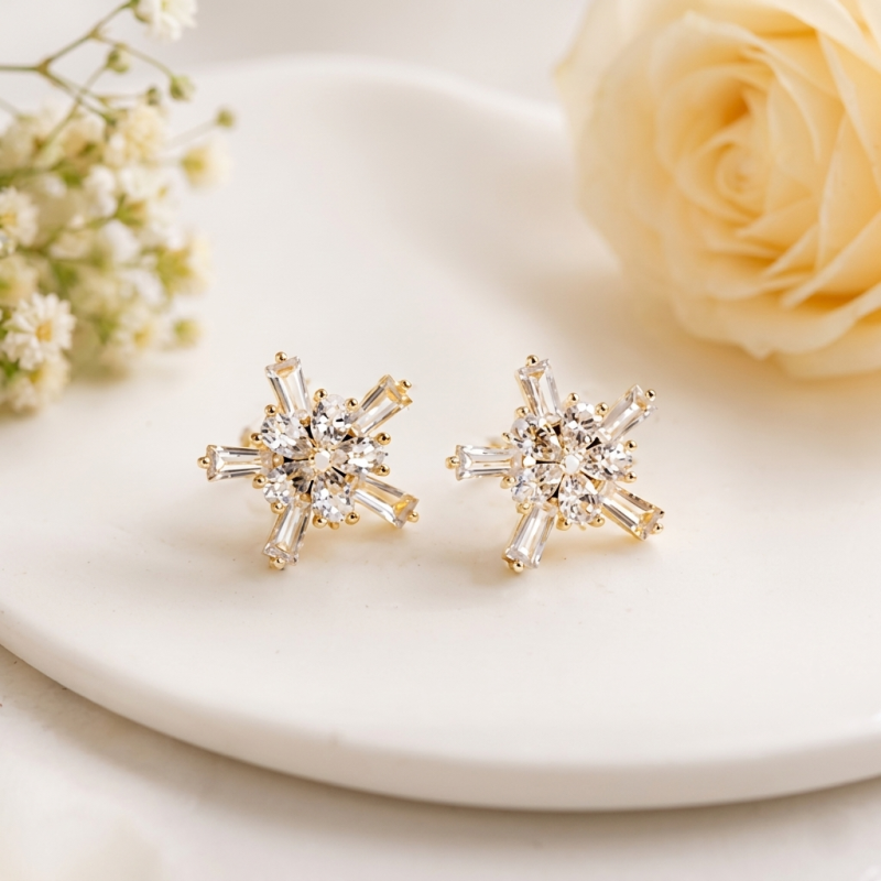 Sparkling Floral Snowflake Stud Earrings